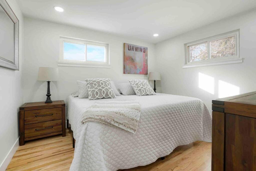 Villa Sleeps 16 - 15 Min/Downtown, 10 Min/Medical Center Aurora Exterior foto