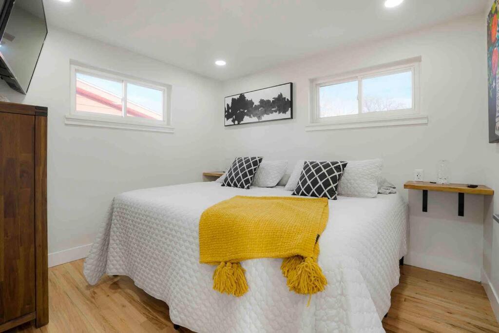 Villa Sleeps 16 - 15 Min/Downtown, 10 Min/Medical Center Aurora Exterior foto